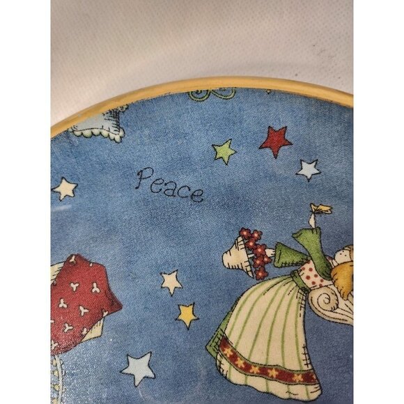 Vintage Unique Angel Peace Love Cherish Freedom Decorative Plate Round Gold Trim - Picture 5 of 7
